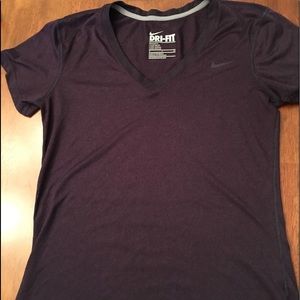 Nike DriFit Shirt